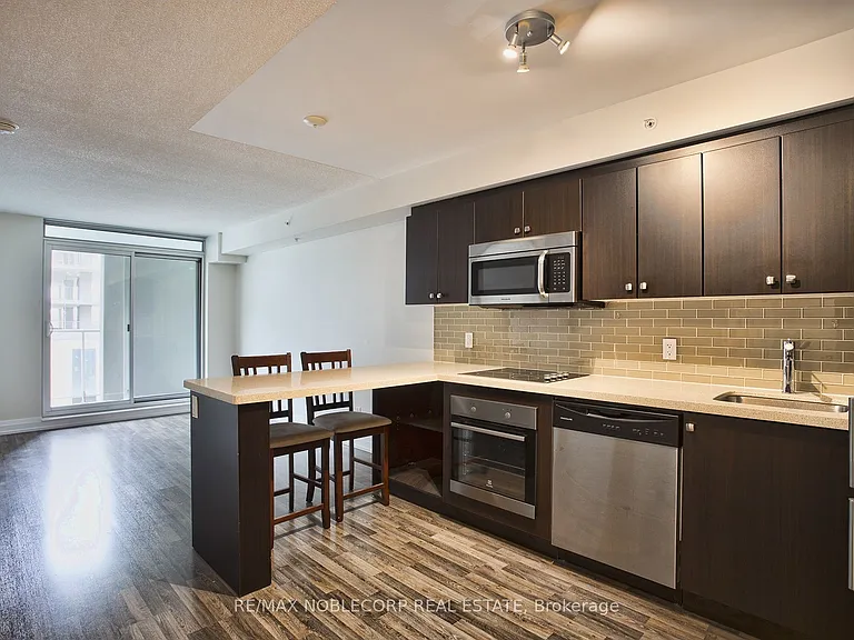 565 Wilson Ave #319W — Photo 3