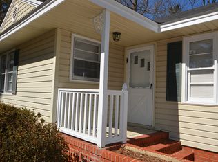 314 Country Club Dr, Fayetteville, NC 28301