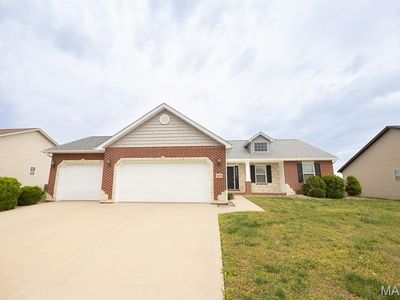 908 Indian Prairie Dr, Mascoutah, IL, 62258