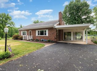 16 Timber Rd, Mechanicsburg, PA 17050