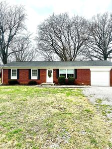 102 S West St, Cloverdale, IN, 46120
