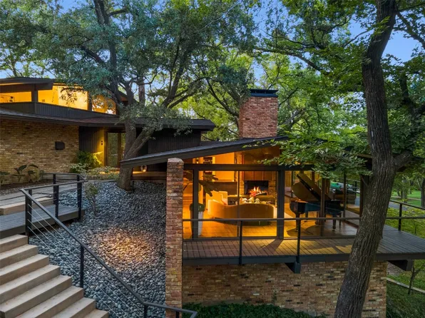 1645 Junior Dr, Dallas, TX 75208