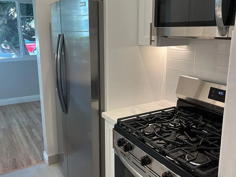 434 S Oakhurst Dr — Photo 12