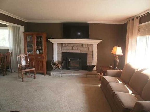 2nd image of 8005 N County Road 600 W