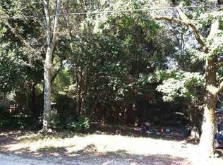 1122A Smyrl Cir, Camden, SC 29020