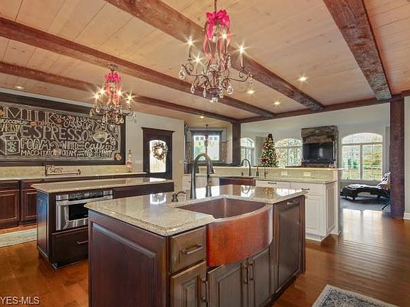 5th image of 9020 Briarwood Ct