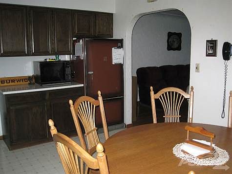 kitchen looking south