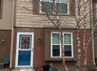 721 SW Liggett Rd APT B, Blue Springs, MO 64015