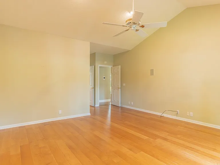 10 Lindura Ln — Photo 21