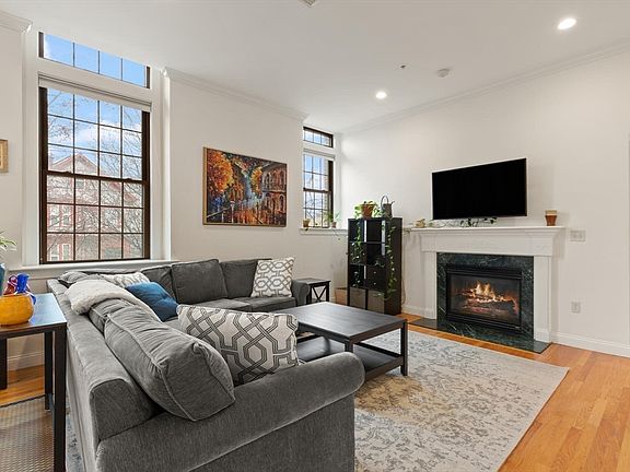 4th image of 75 Park St Unit 5