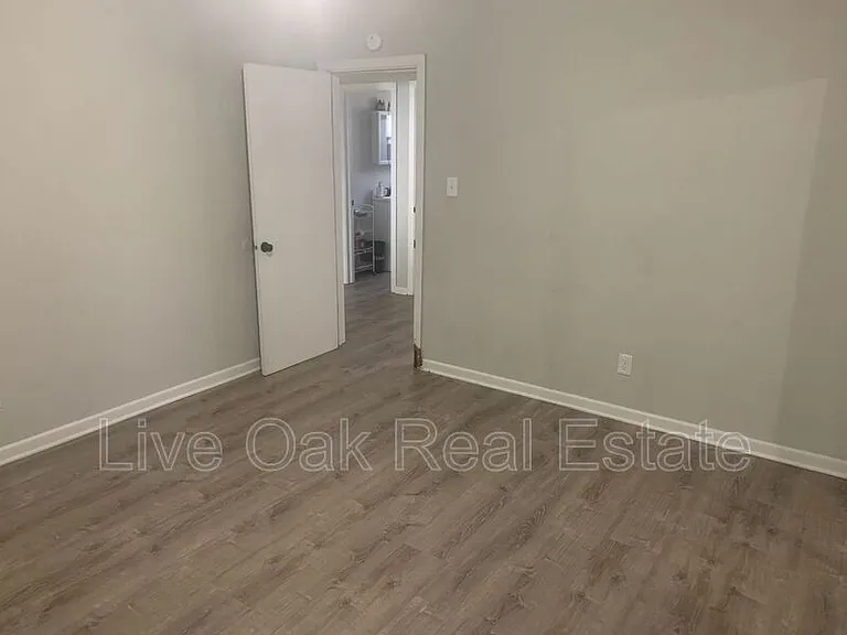8302 Glen Myrtle Ave — Photo 7