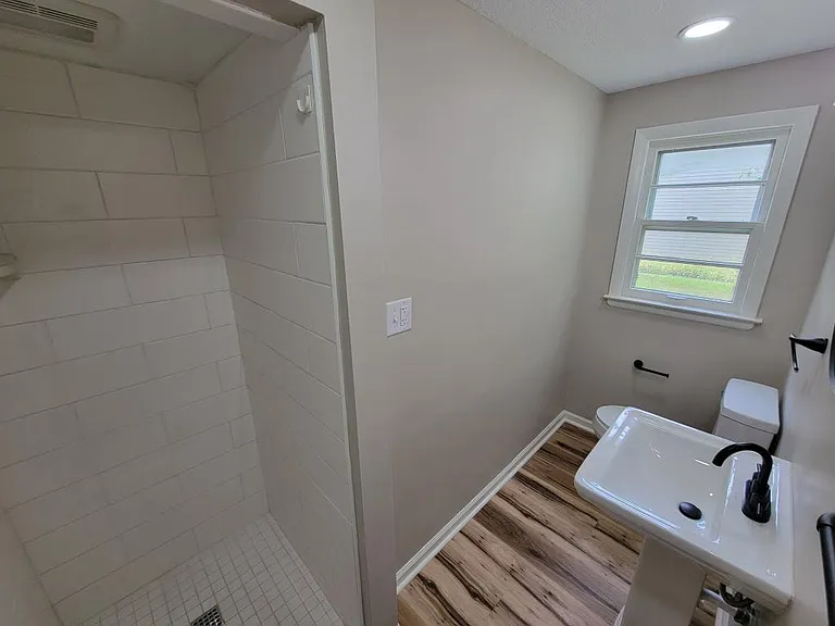 7721 Diane Dr — Photo 10