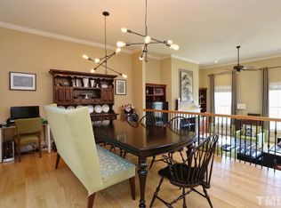 208 Sharp St, Chapel Hill, NC 27516
