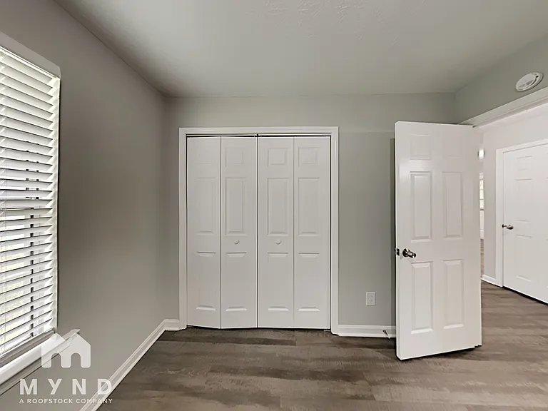 189 Peach Forest Pl — Photo 13