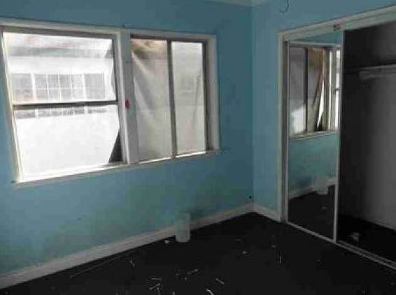 5th image of 426 S Rosewood Ave