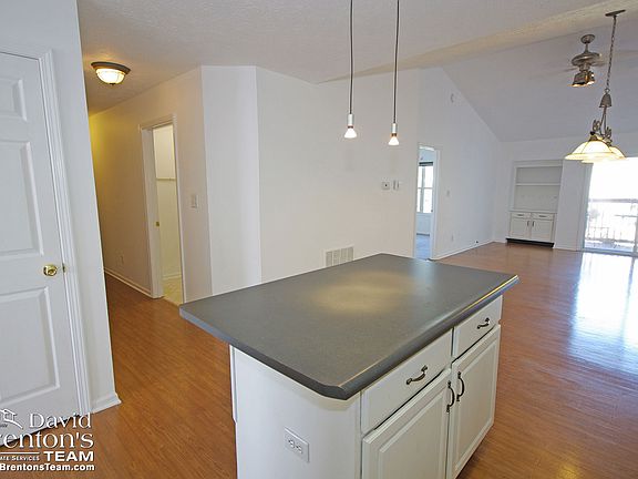 4th image of 6078 Wildcat Dr