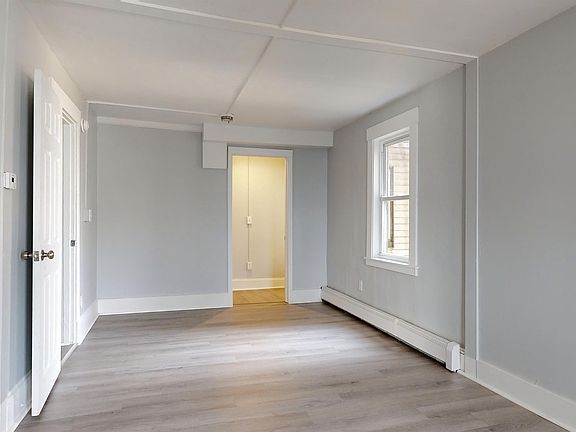 2nd image of 9 Riverbank Ct #A