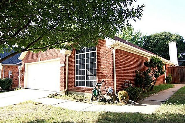 1st image of 913 Winterstone Dr