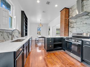 1040 W Rosewood Ave, San Antonio, TX 78201