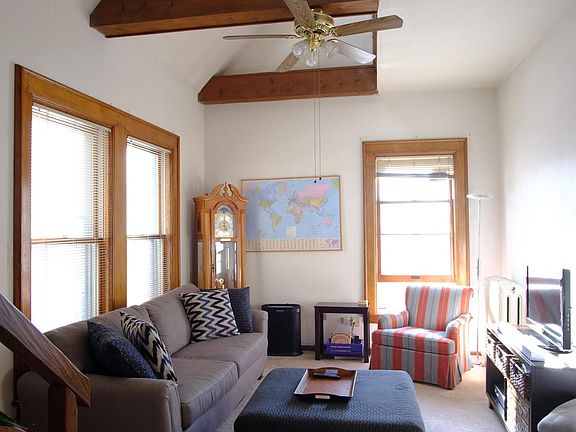HUGE SUNNY LIVING ROOM!