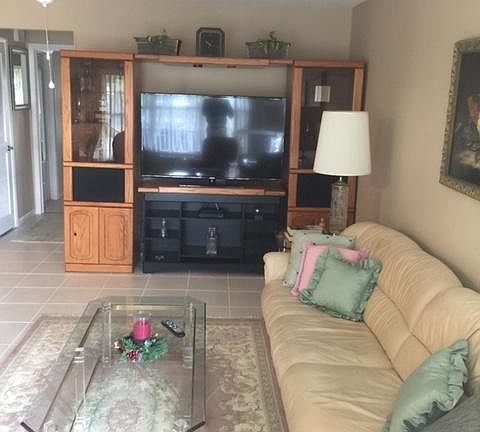 5th image of 404 Sandpiper Dr APT C