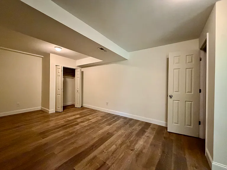 109 James Dr — Photo 18