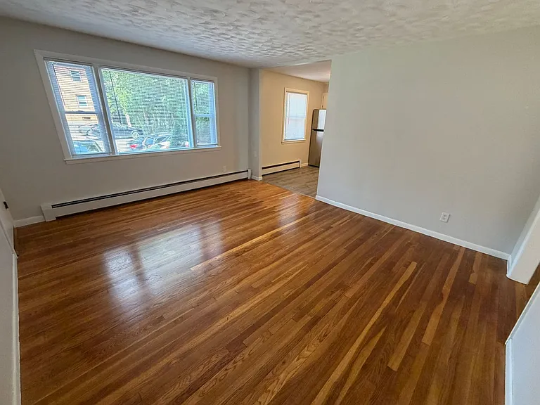 544, 546, 546-1/2 Chandler Street — Photo 5