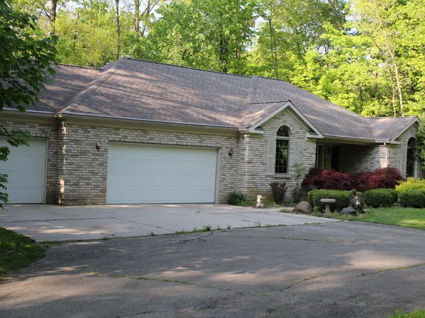 2955 Deer Run, Marne, MI 49435