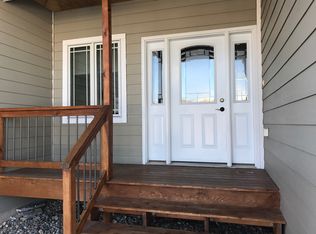 805 S 5th Ave, Brandon, SD 57005