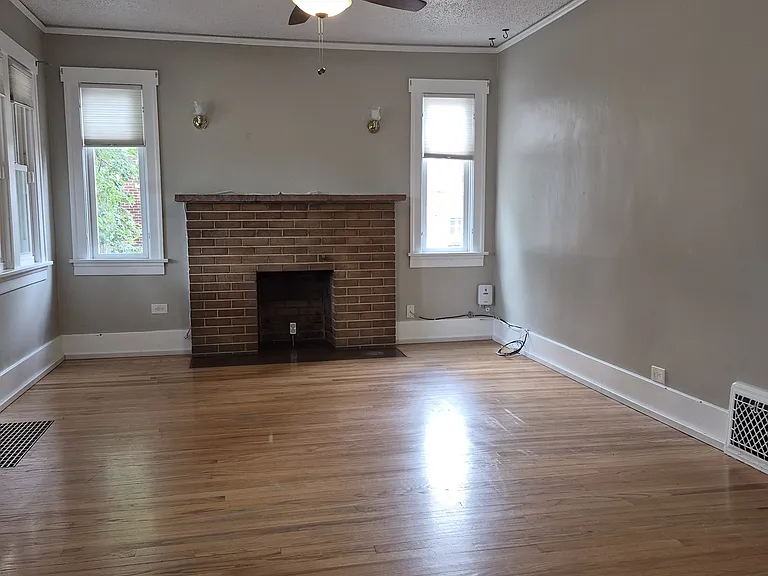 2801 W Mississippi Ave — Photo 6