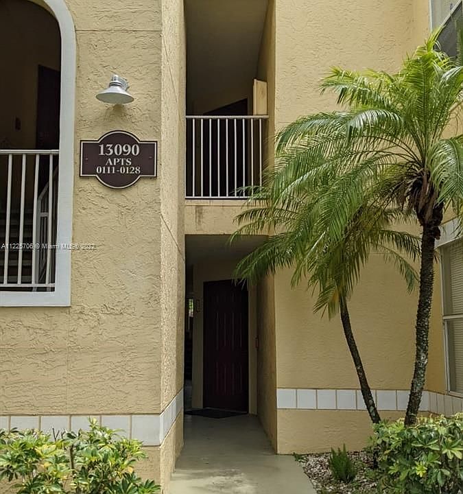 1st image of 13090 Vista Isles Dr APT 113