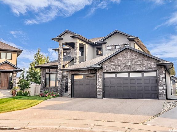 2nd image of 138 Flegel COURT