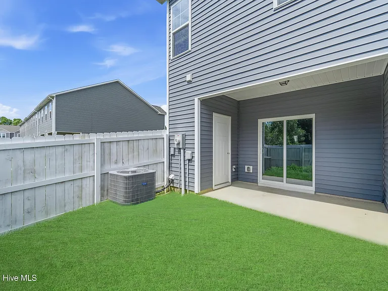 611 Jacks Crossing Dr — Photo 22