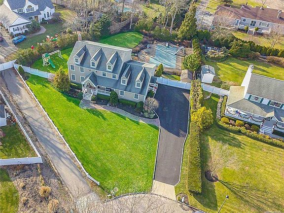 2nd image of 16 Lodge Ln
