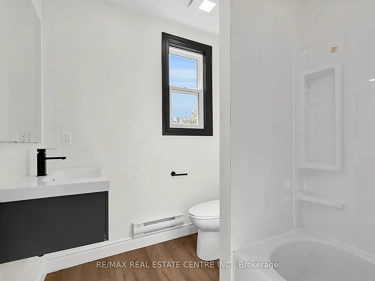 68 Kinrade Ave — Photo 12