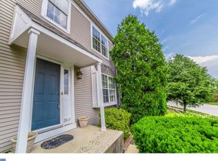 2419 Hillendale Dr, Norristown, PA 19403