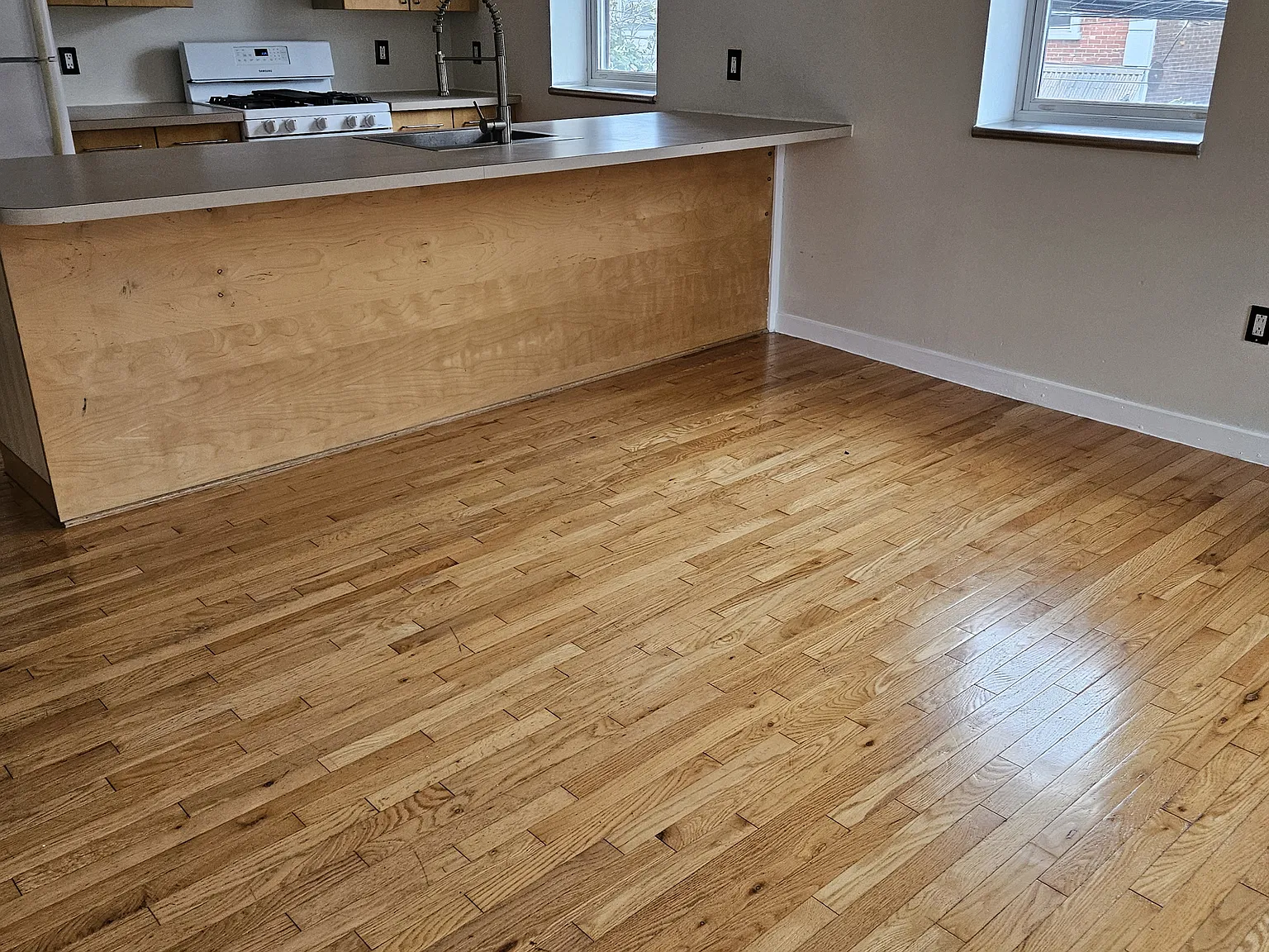 1 bed, 1100 sqft, $1,750 — Photo 2