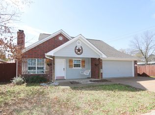 523 Neches Dr, Chandler, TX 75758