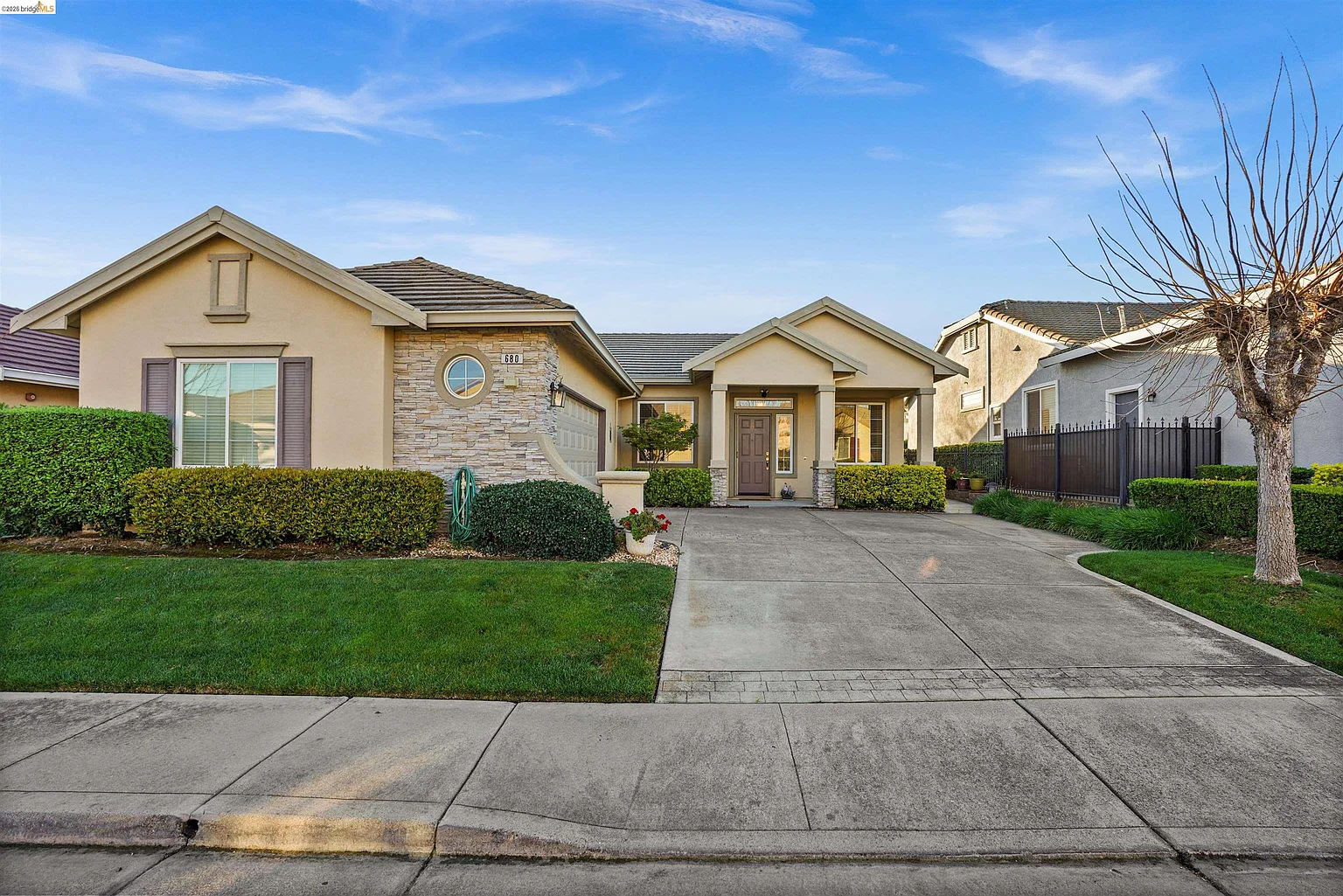 680 Stewart Way photo 1