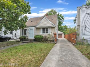 24748 Andover Dr, Dearborn Heights, MI 48125