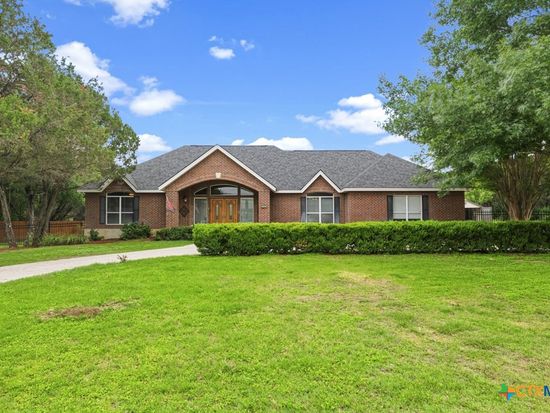 71 Horseshoe Trl, New Braunfels, TX 78132