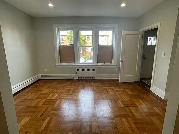 3rd image of 2006 E 26th St #1