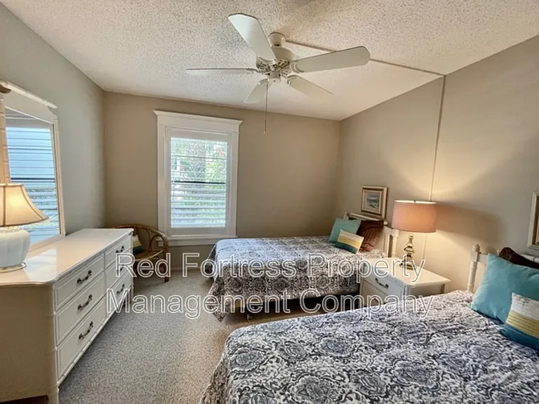 7113 Quail Run Ct W #W9 — Photo 12