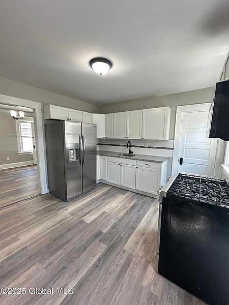 5th image of 2217-2219 Guilderland Avenue