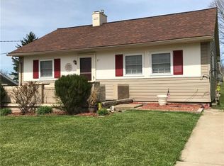 15 Columbus Dr, Monessen, PA