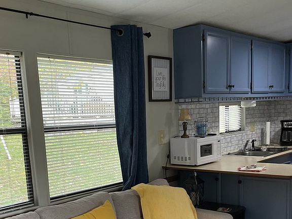 5th image of 2795 E 28th Rd Lot 702