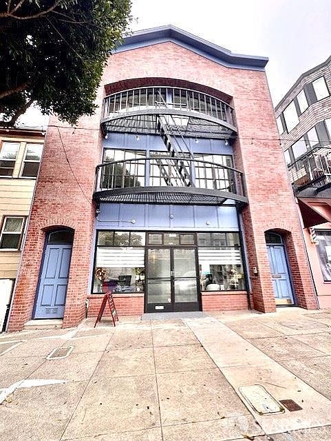 1st image of 1120 Clement St