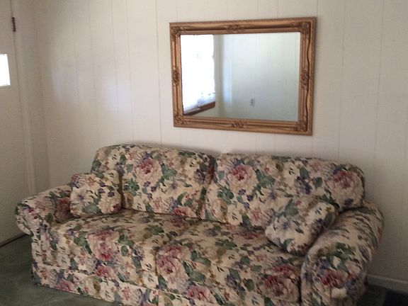 Living room 12 x 14 hardwood