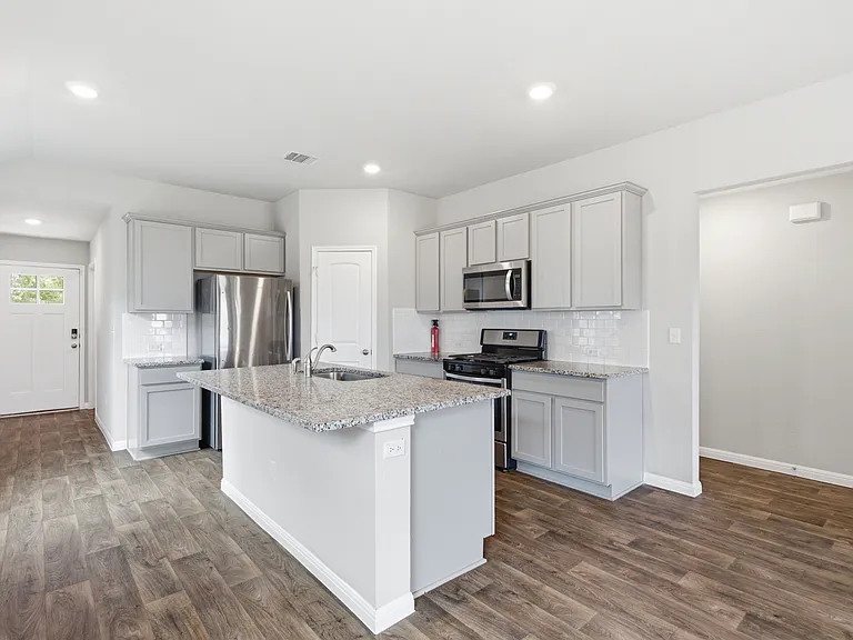 103 Hamilton Pool Ln — Photo 3