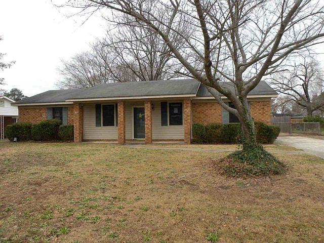 1st image of 216 Westmont Dr